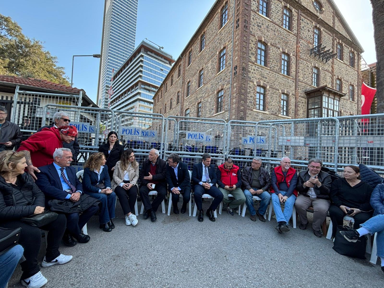 Meslek Fabrikası Direnişi