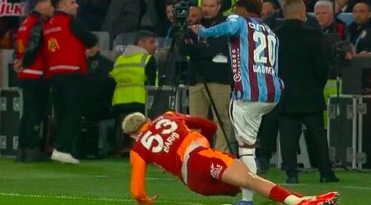Derbide tartışmalı pozisyon: Trabzonspor isyan etti