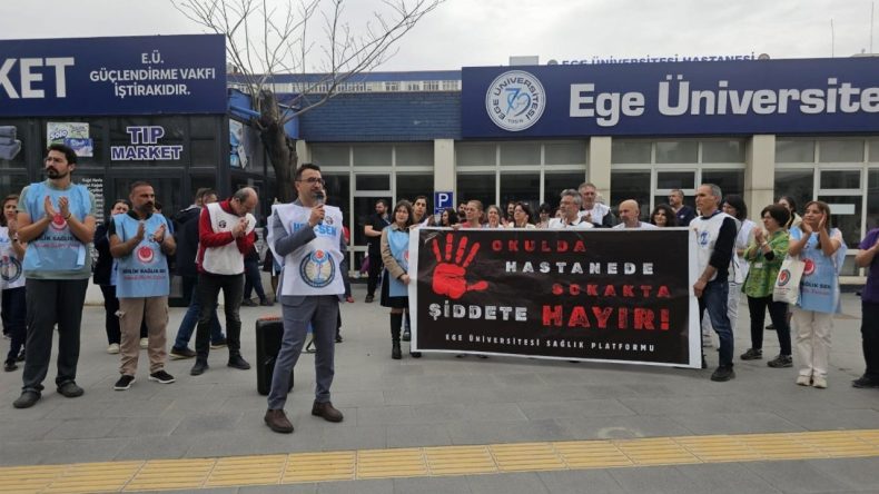 Ege &Uuml;niversitesi Sağlık Platformu'ndan şiddete karşı eylem: Birlikte m&uuml;cadele edersek karanlığı deleriz