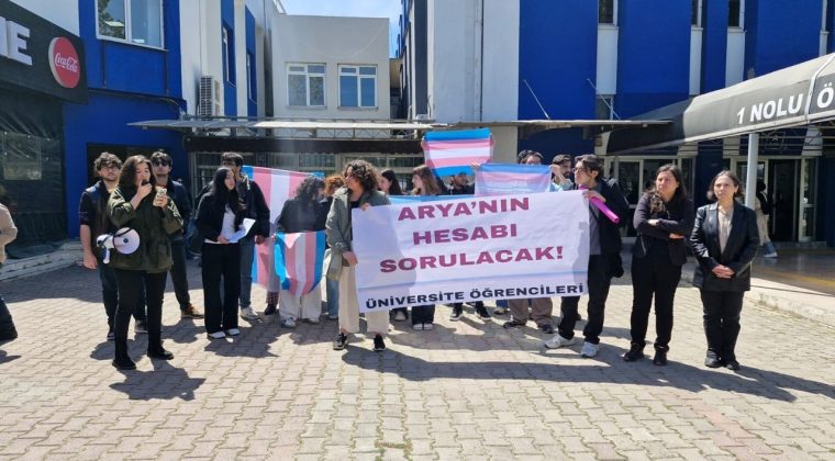 Ege &Uuml;niversitesi'nde Arya ve İlayda i&ccedil;in eylem: Sorumlular hesap verene kadar m&uuml;cadele edeceğiz