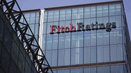Fitch, T&uuml;rkiye'nin kredi g&ouml;r&uuml;n&uuml;m&uuml;n&uuml; pozitiften durağana &ccedil;evirdi