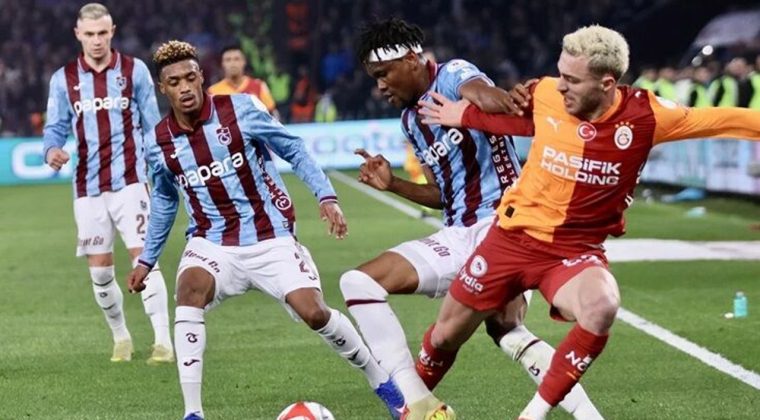 Galatasaray deplasmanda kayıp: Trabzonspor'a mağlup oldu!