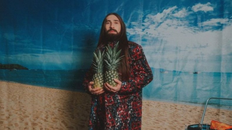 G&ouml;zaltına alınmıştı: Şarkıcı Emre Fel'den ilk a&ccedil;ıklama!