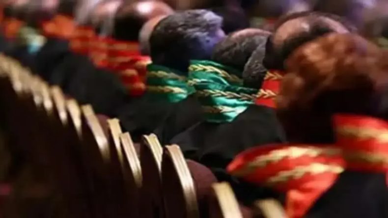 HSK kararnamesiyle 34 hakim ve savcının yeri değişti: İzmir atamaları dikkat &ccedil;ekti