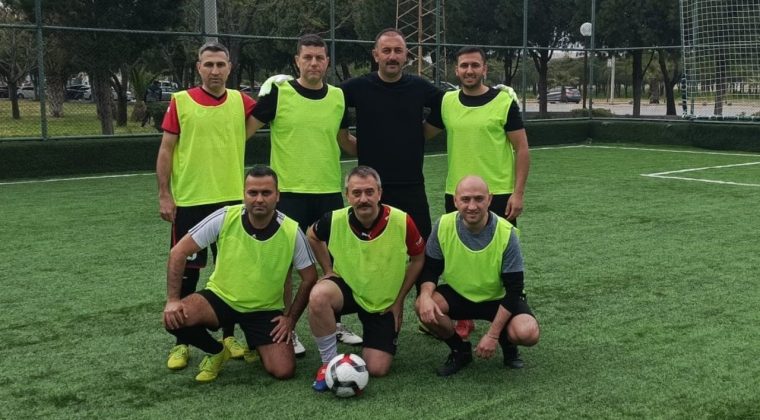 İAOSB-ASAD Futbol Turnuvası&rsquo;nda gol yağmuru: Sanayiciler sahada yarıştı