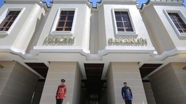 İ&ccedil;işleri Bakanlığından a&ccedil;ıklama: Okullardaki g&uuml;venlik tedbirleri artırıldı