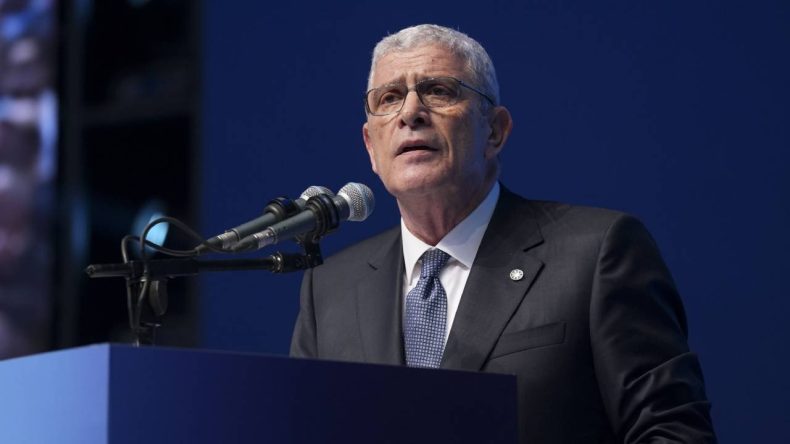 İYİ Parti Lideri&rsquo;nden İzmir Yorumu: Halk Yerel Y&ouml;netimden Memnun Değilse Sandıkta Cezalandırır