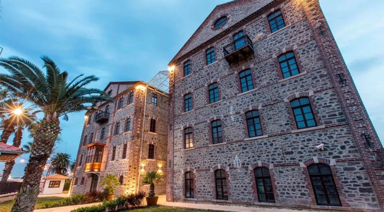 İzmir B&uuml;y&uuml;kşehir&rsquo;den Meslek Fabrikası i&ccedil;in 'yalnızca ofis ve depo&rsquo; iddialarına yanıt