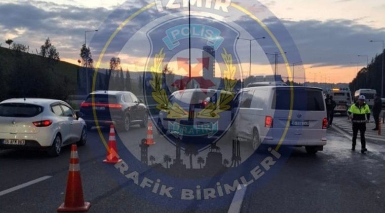 İzmir Emniyeti uyardı: Gaziemir-Bal&ccedil;ova istikametinde kaza var