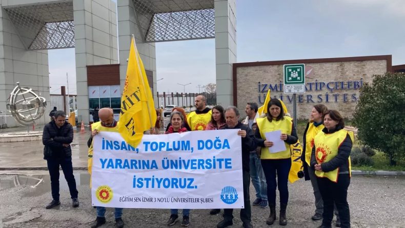 İzmir &Uuml;niversitelerinden İhra&ccedil; Edilen Barış Akademisyenlerinin Hukuki S&uuml;recine İlişkin A&ccedil;ıklama