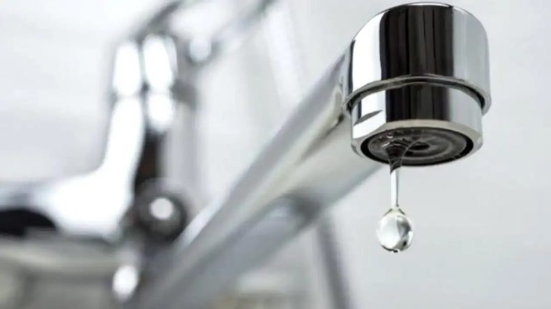 İzmir'de 10 il&ccedil;ede son dakika su kesintisi: İZSU tek tek uyardı