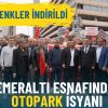 İzmir'de Kemeraltı Esnafı &Ccedil;ankaya'daki Katlı Otoparkın Kapatılmasını Protesto Etti: Kepenkler İndirildi