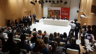 İzmir'de Lucien Arkas Sanat Merkezi Kapılarını A&ccedil;tı