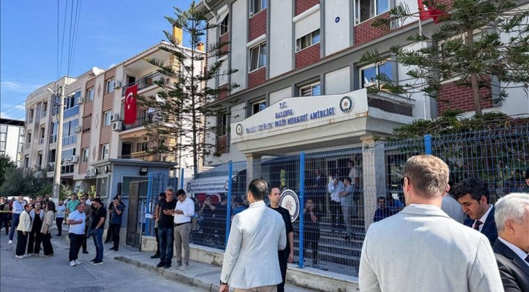 İzmir'deki karakol saldırısının 17 yaşındaki sanığı: DEAŞ ideolojisini beğeniyorum!
