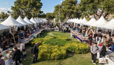 İzmirliler İZKİTAP'a koştu!