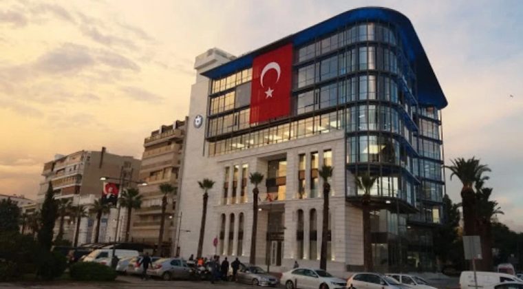 İzmir&rsquo;in 'engelsiz' odası: İZTO 3 yıldızlı Kırmızı Bayrak aldı