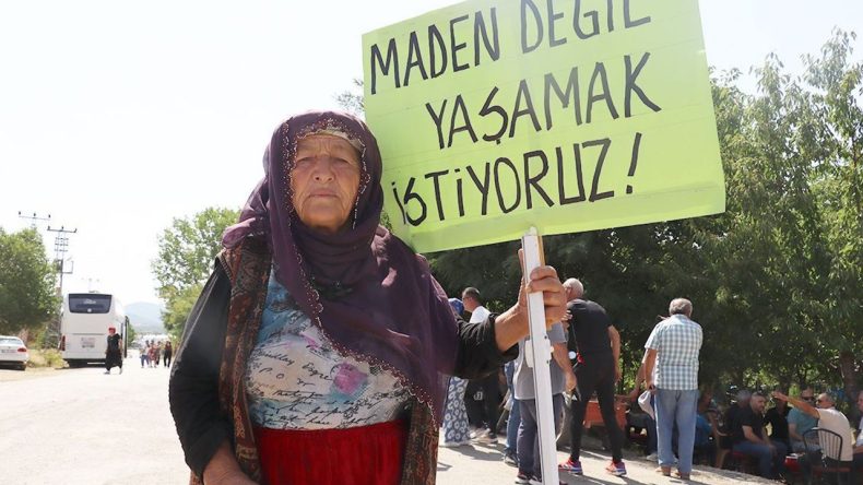 İzmir&rsquo;de 18 bin d&ouml;n&uuml;ml&uuml;k maden sahası Cengiz Holding&rsquo;e devredildi!