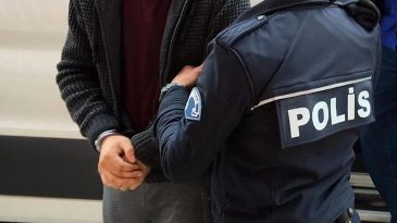 İzmir&rsquo;de uyuşturucu operasyonu: 16,5 kilo skunk ele ge&ccedil;irildi