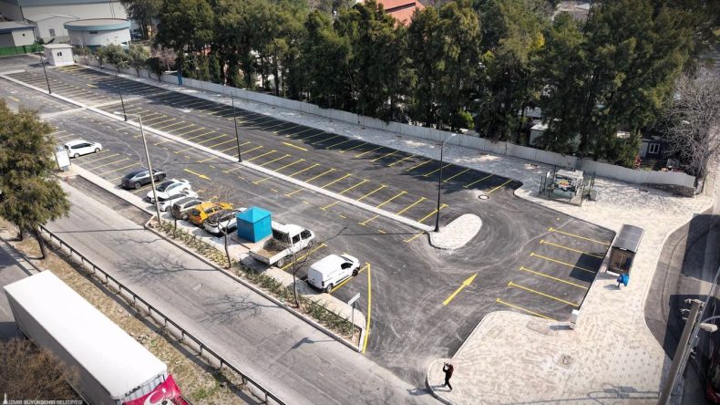 İzmir&rsquo;de Yeni Otopark A&ccedil;ıldı