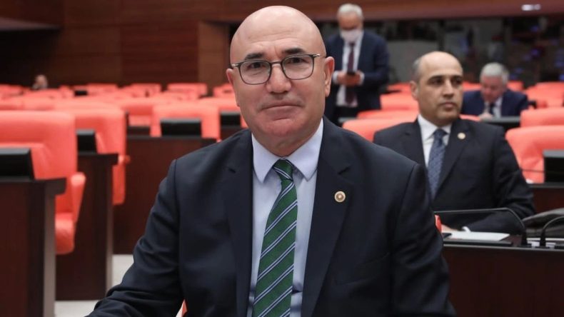 Karabağlar'da CHP'liler hedef gösterildi: Tanal İzmir Cumhuriyet Başsavcılığı'nı göreve çağırdı