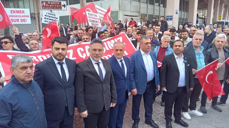 Kemeraltı Esnafı Kepenk Kapatacak: Katlı Otopark A&ccedil;ılsın!