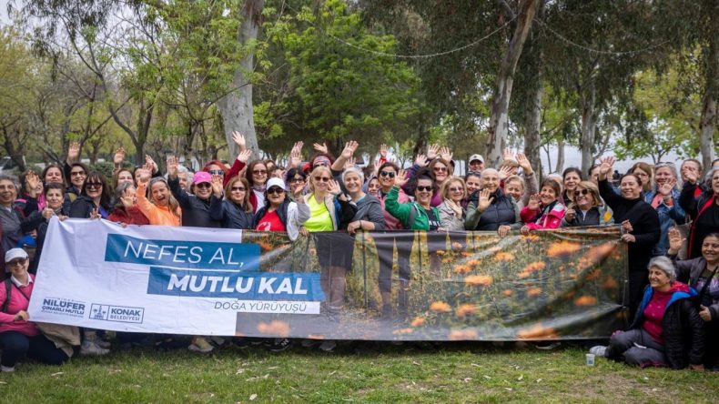 Konak Sağlık Haftası&rsquo;nı unutmadı: Kent Ormanı&rsquo;nda doğa y&uuml;r&uuml;y&uuml;ş&uuml;