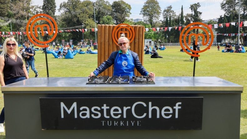 K&uuml;lt&uuml;rpark&rsquo;ta lezzet dolu ilk g&uuml;n: MasterChef şeflerin rotası İzmir&rsquo;de başladı