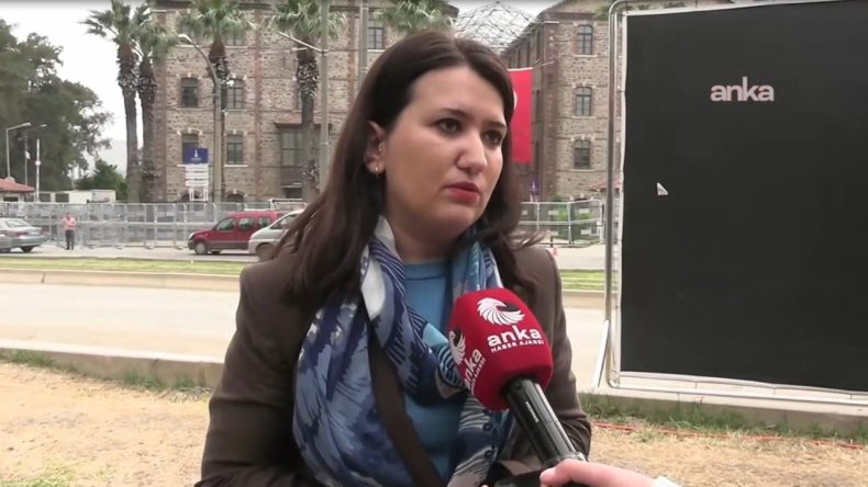 Meslek Fabrikası direnişinde 11. g&uuml;n… CHP'li G&ouml;k&ccedil;en: El koyanlar İzmirlileri de hedef alıyor