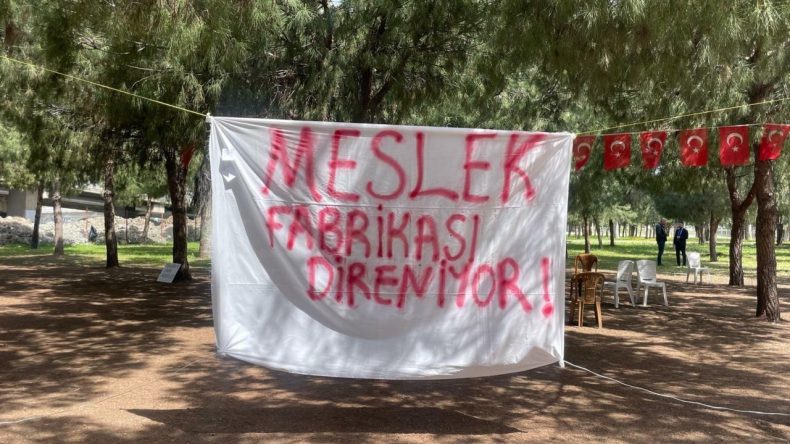 Meslek Fabrikası n&ouml;beti 9&rsquo;uncu g&uuml;n&uuml;nde devam ediyor&hellip; CHP&rsquo;li Bakan: Hukuksuzluklara direniyoruz