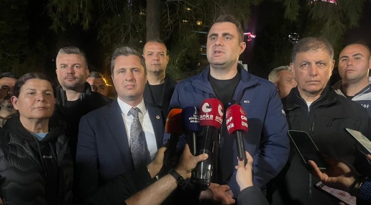 Meslek Fabrikası &Ouml;n&uuml;nde İstişare Toplantısı: Sabaha Kadar N&ouml;betteyiz