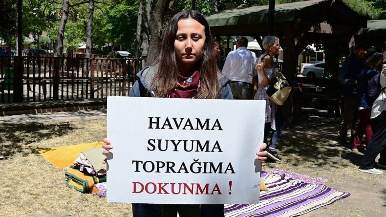 Muğla'da Tutuklanıp İzmir'e Getirilmişti: Esra Işık 27 Nisan&rsquo;da Hakim Karşısına &Ccedil;ıkacak