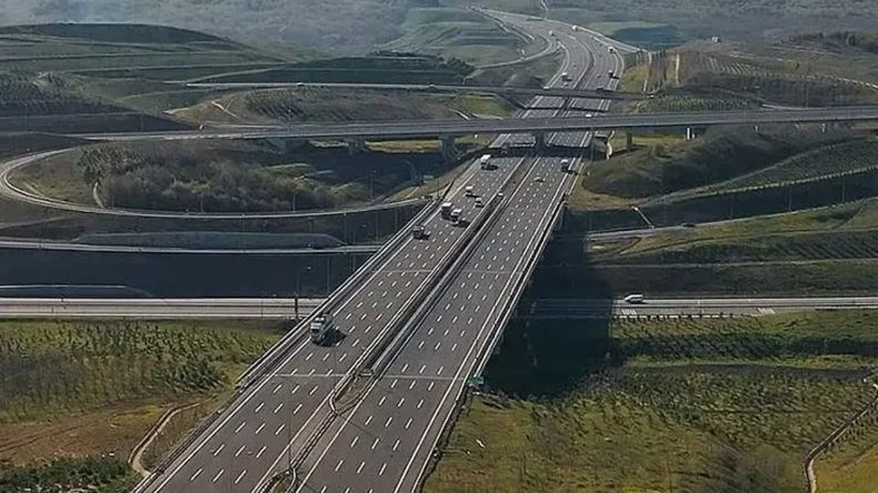 M&uuml;teahhitlere karayolu kıyağı: 15,3 milyar TL!