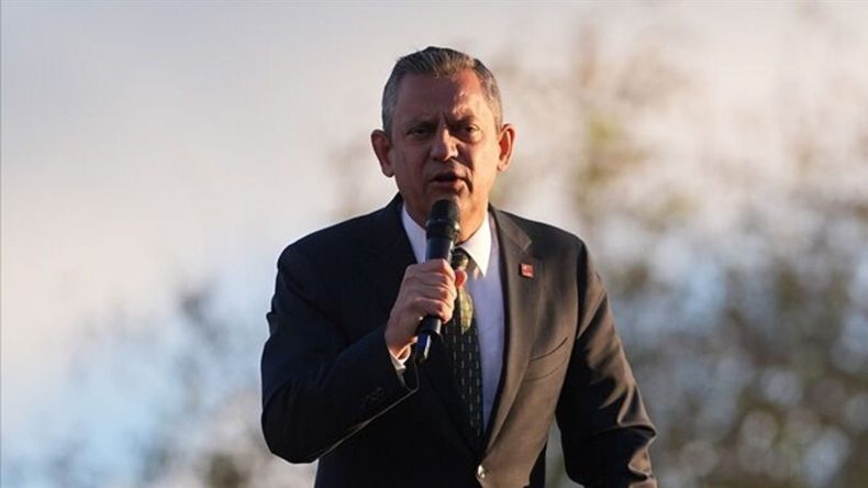 &Ouml;zg&uuml;r &Ouml;zel İzmir&rsquo;e geliyor: İki g&uuml;nl&uuml;k yoğun program