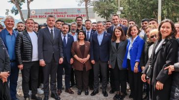 &Ouml;zg&uuml;r &Ouml;zel&rsquo;den Soyer ve Aslanoğlu&rsquo;na s&uuml;rpriz ziyaret