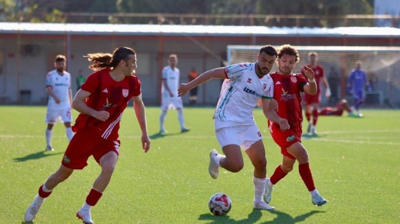 Play-Off turu ilk ma&ccedil;ında gol yok: Karşıyaka Ayvalıkg&uuml;c&uuml; Belediyespor'la berabere kaldı