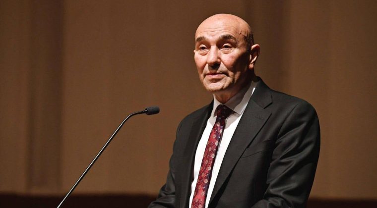 Soyer'siz anahtar teslimi yapıldı: Ev sahibi olanlara &ccedil;ok mutlu oldum, dilerim bize yapılan haksızlık son bulur