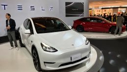 Tesla&rsquo;nın İlk &Ccedil;eyrek Teslimatı Beklentiyi Karşılamadı