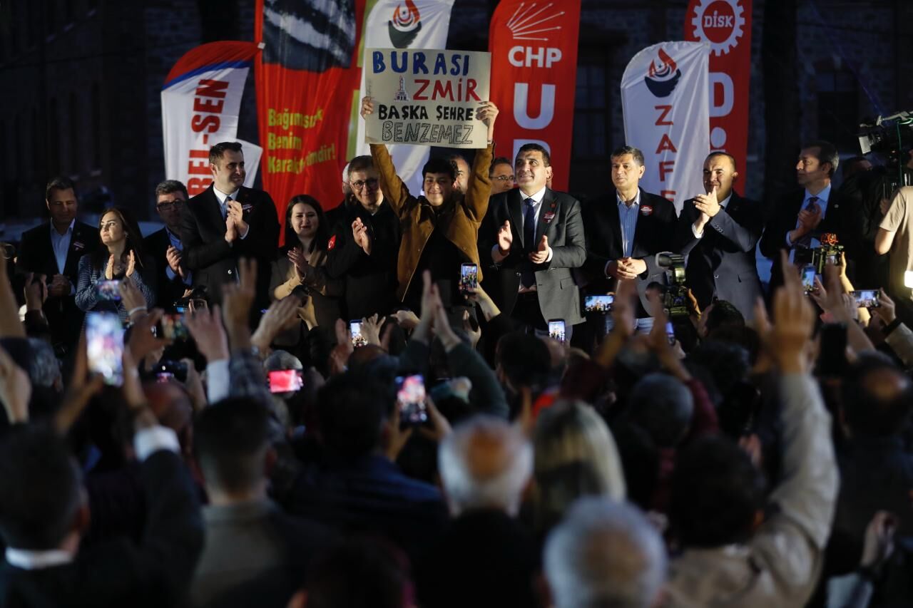 Aktivistlerin katıldığı miting alanı