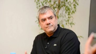 Yılmaz &Ouml;zdil, S&ouml;zc&uuml; TV&rsquo;den istifa etti!